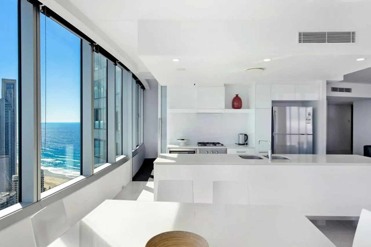 Stunning 2 Bedroom Ocean Views Apartment - Coasthm Gold Coast Austrálie