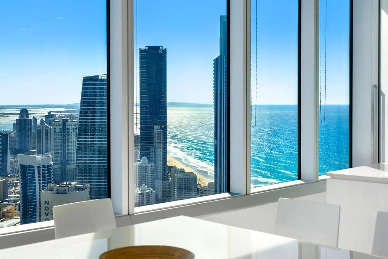 Stunning 2 Bedroom Ocean Views Apartment - Coasthm 골드코스트